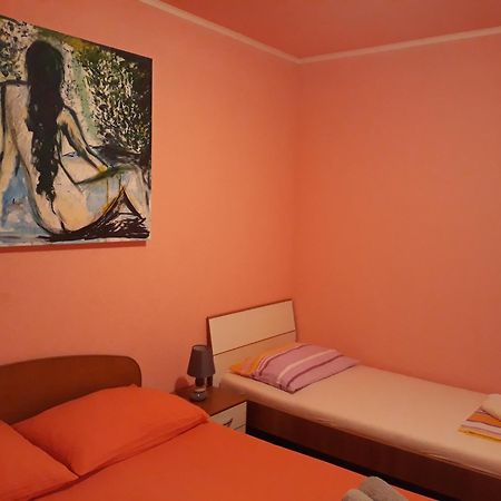 Apartments By The Sea Cove Blaca, Mljet - 4899 Saplunara Phòng bức ảnh