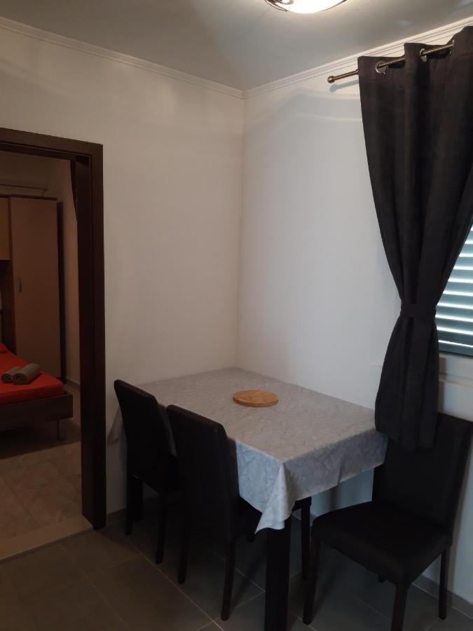 Apartments By The Sea Cove Blaca, Mljet - 4899 Saplunara Ngoại thất bức ảnh